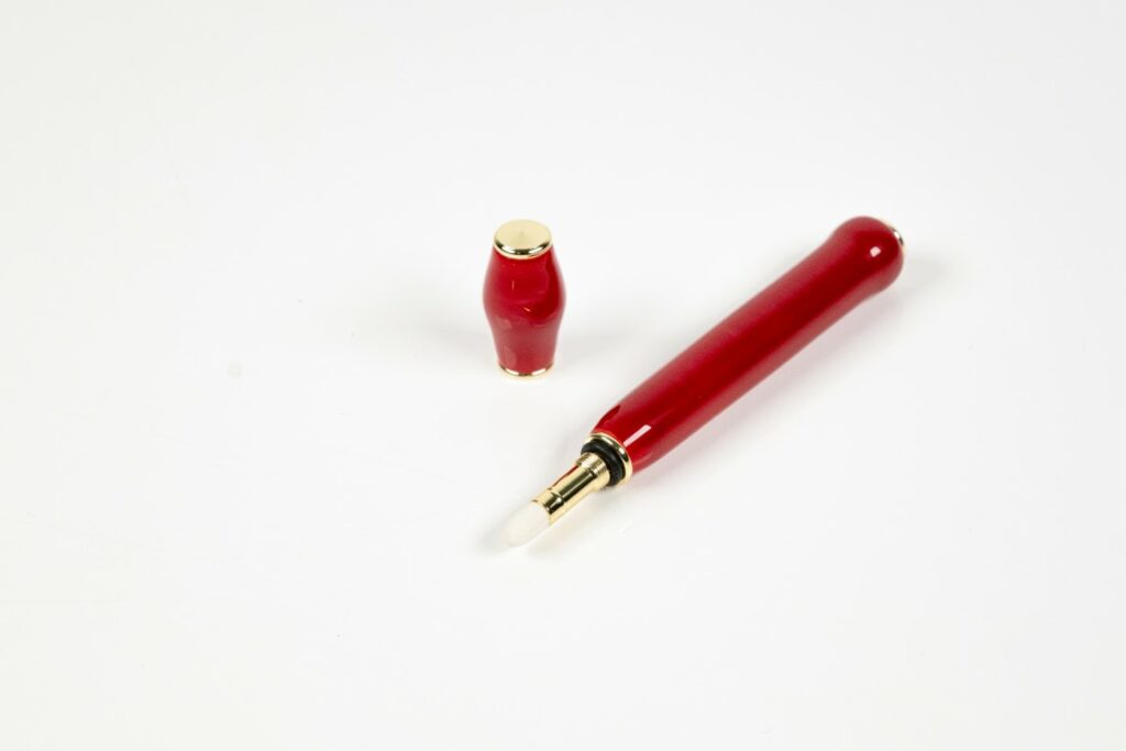 Lire la suite à propos de l’article 131. Rouge framboise