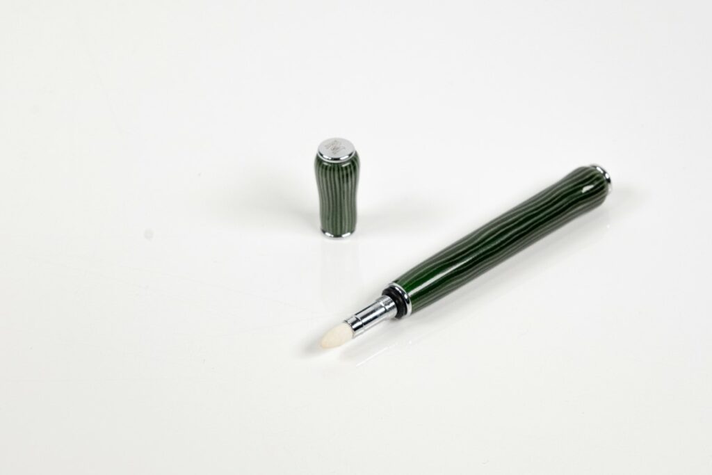 Lire la suite à propos de l’article 140. Rayé vert