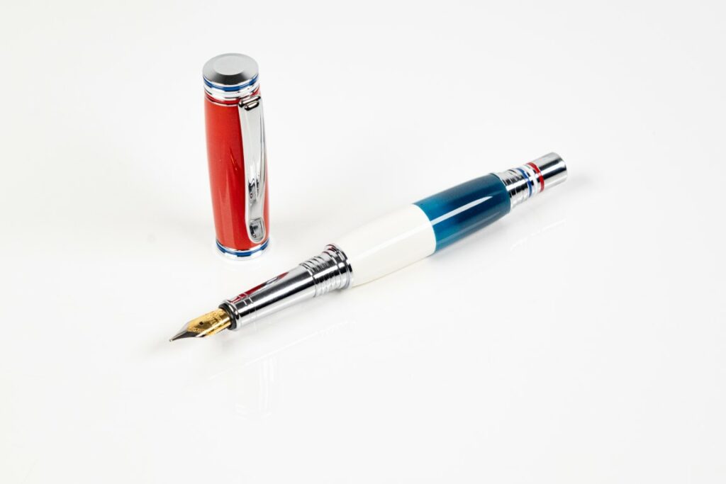 Lire la suite à propos de l’article 101. Bleu blanc rouge framboise
