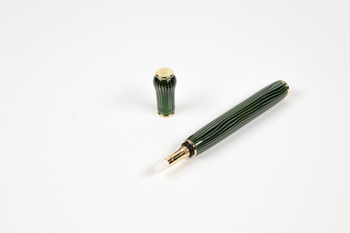 Plaqué or - 144 - Vert rayé 1
