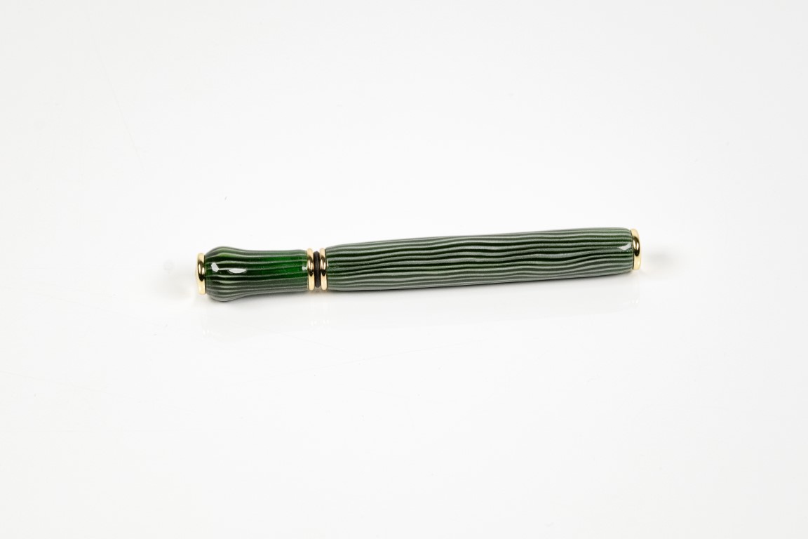 Plaqué or - 144 - Vert rayé 3