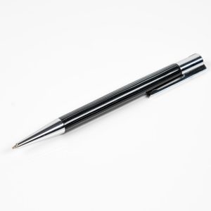 30. Rayé bronze noir